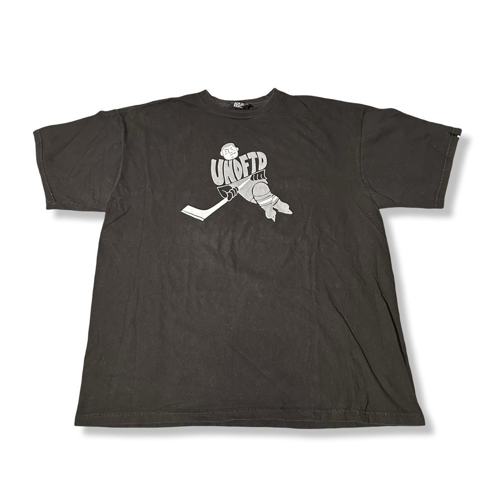 Undefeated Hockey Black Graphic T Shirt Size XL Streetwear